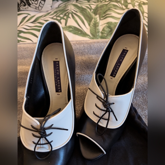 RALPH LAUREN PURPLE LABEL Katia/Spectator Heels W/DUST BAG. - Picture 11 of 16